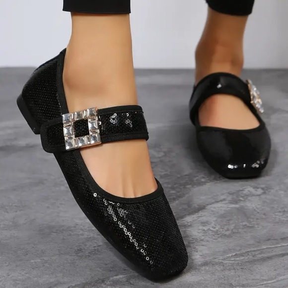 New Sequin Ballet Flats Silver Stud Metallic Buckle NWT Black Slip On Square Toe - Picture 3 of 7